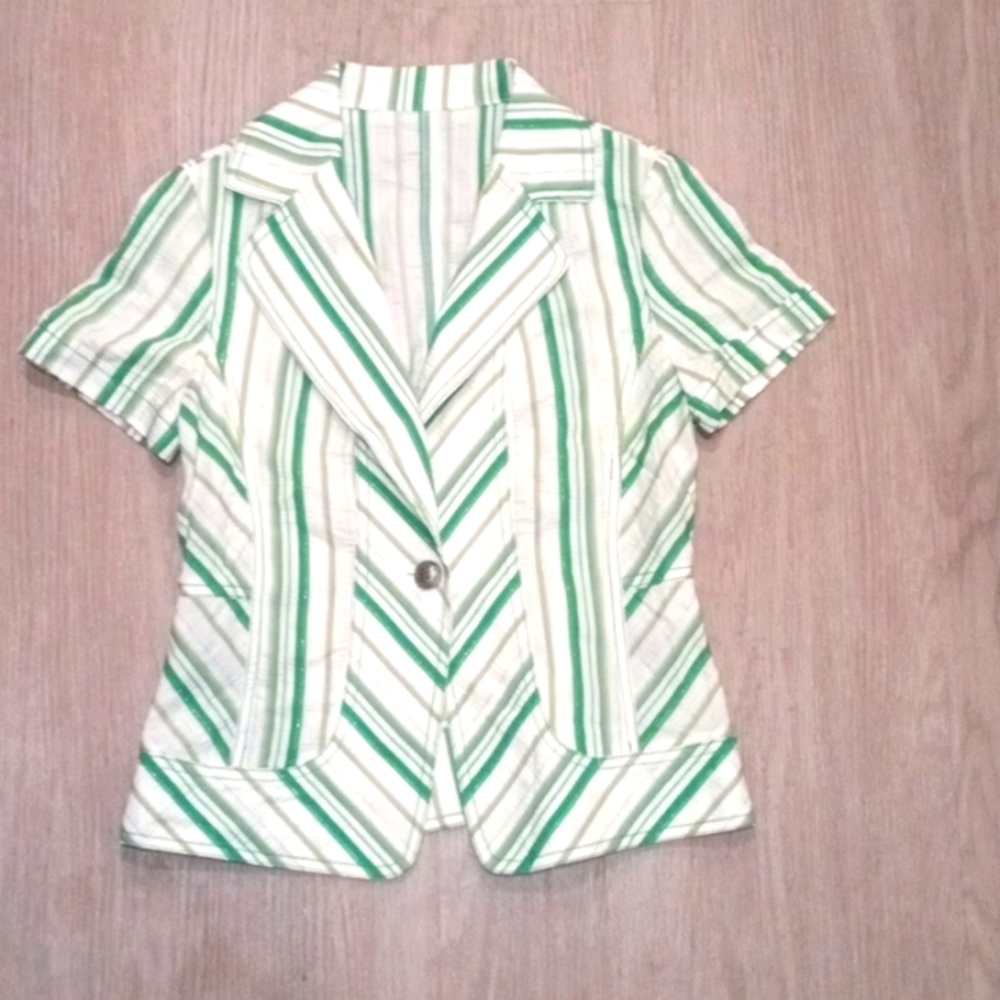 IN SHINE cotton white with green striped one button jacket